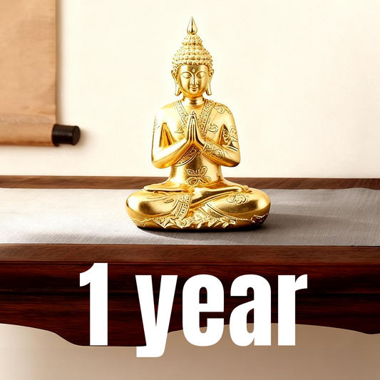 Patung Buddha &amp; Persembahan