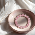 Muatkan imej ke dalam pemapar Galeri, Dainichi Nyorai Heart Radiance Rose Quartz Gelang
